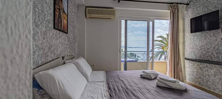Hotel Klironomi Sarandë Pokoj fotografie